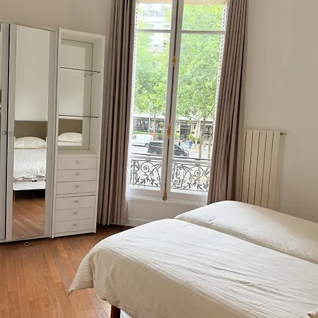 Champs Elysee - High Luxury 2 Bedroom דירה *