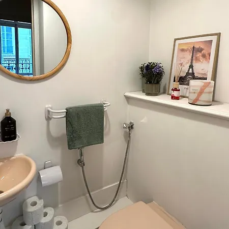 Appartamento Champs élysée - High Luxury 2 Bedroom Parigi